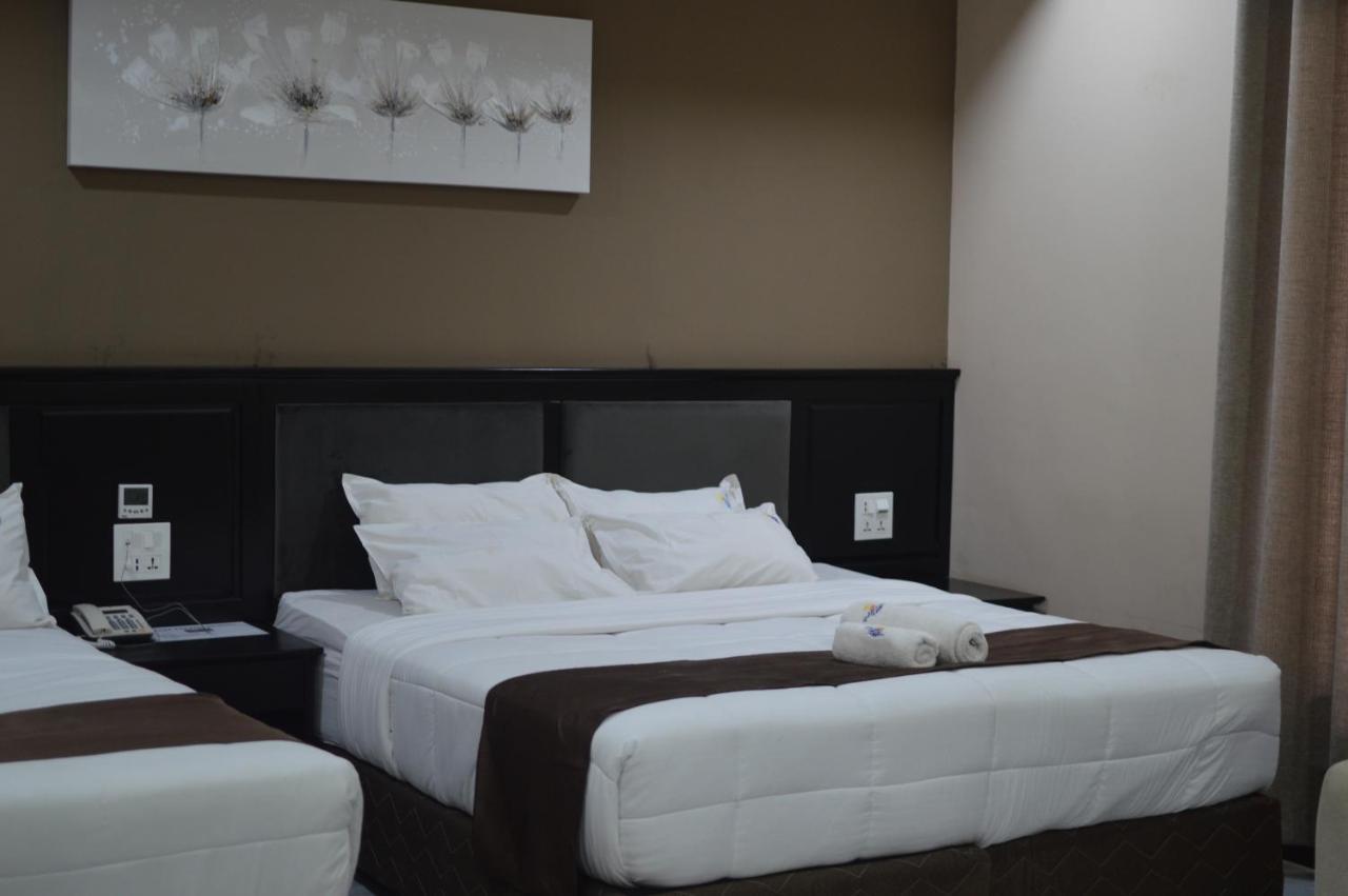 Palm Kalash Hotel لوساكا المظهر الخارجي الصورة