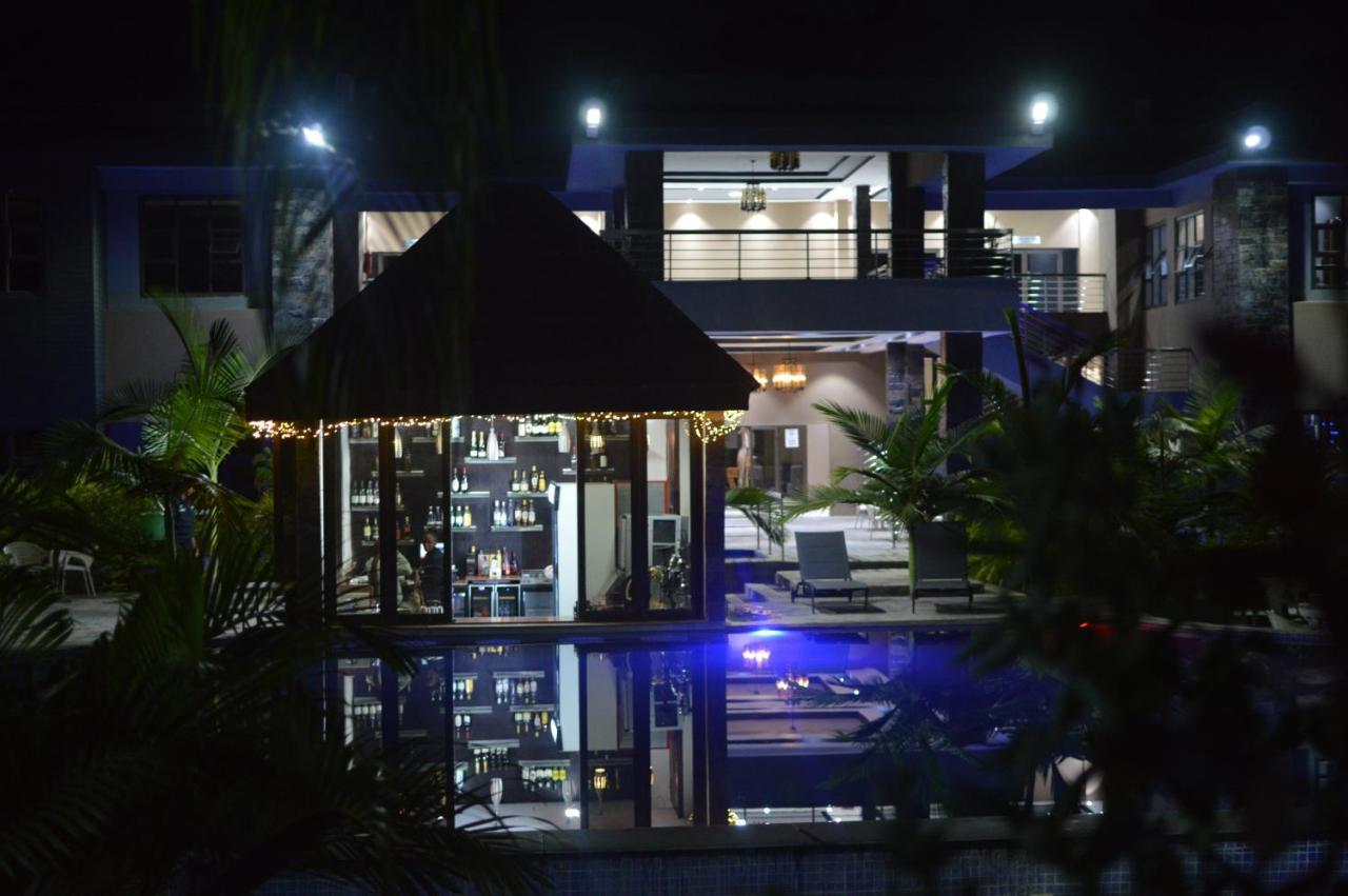 Palm Kalash Hotel لوساكا المظهر الخارجي الصورة